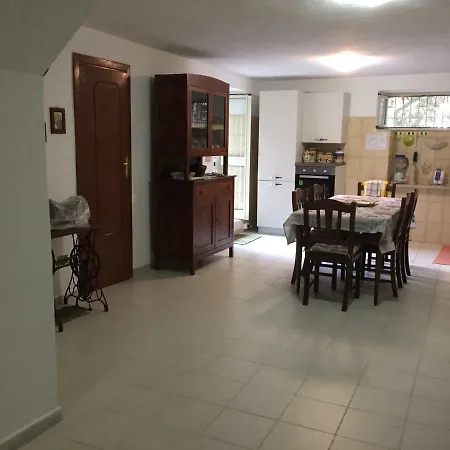 Benedetta's House Apartment *
